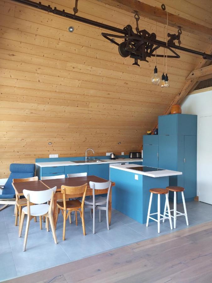 Logement Entre Lac Et Montagne Άννεσι Εξωτερικό φωτογραφία